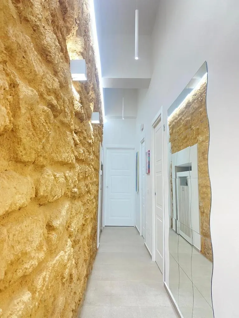 Alojamento de Acomodação e Pequeno-almoço Falikrjda Suite & Rooms Agrigento Itália